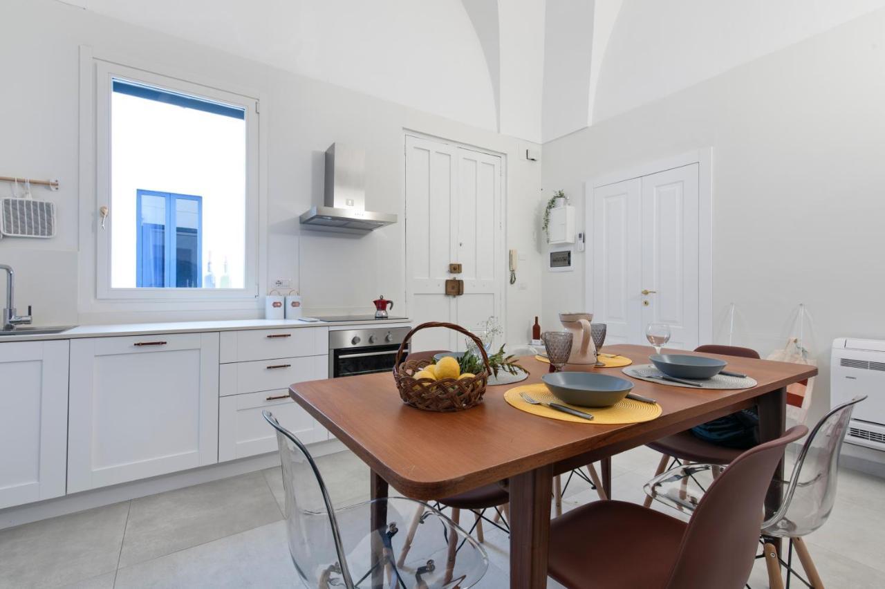 La Galla House - Sit Apartment เลชเช ภายนอก รูปภาพ